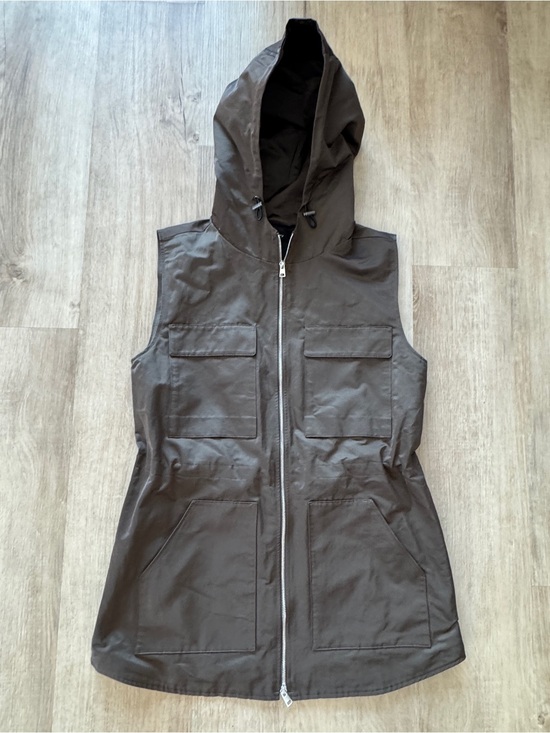 Theory Jackets & Blazers - Theory Women’s Hooded Utility Vest - Dark Brown sz S